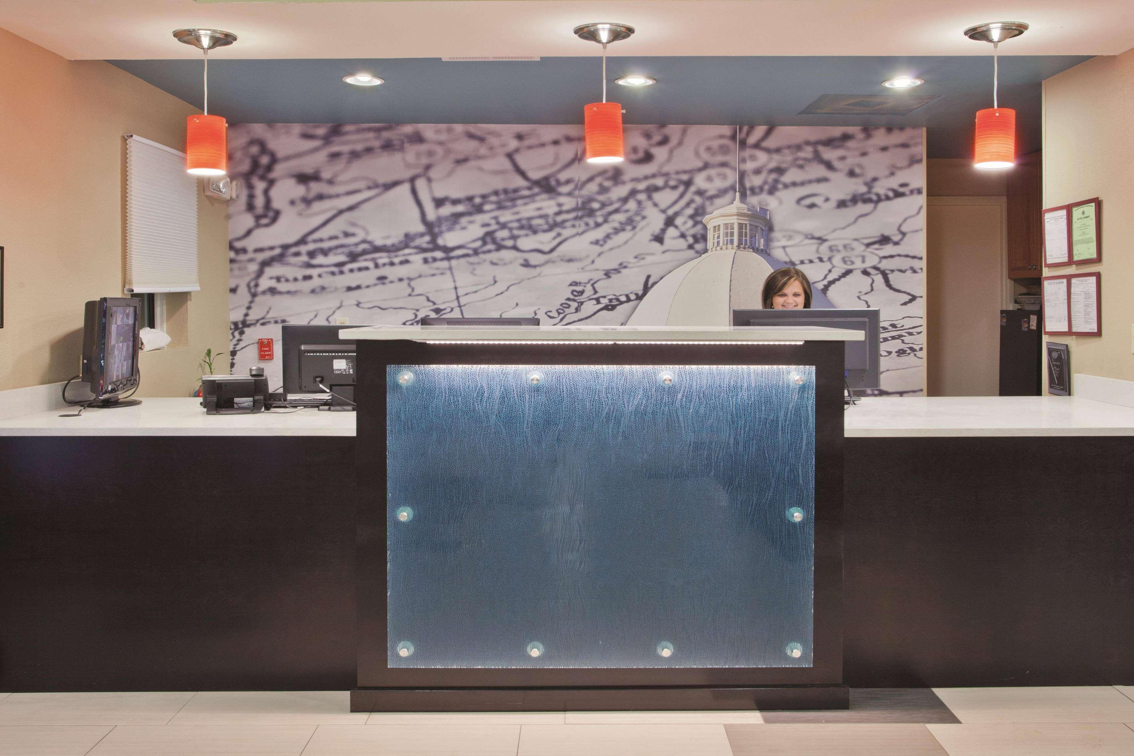 La Quinta By Wyndham Oxford - Anniston Hotel Екстериор снимка