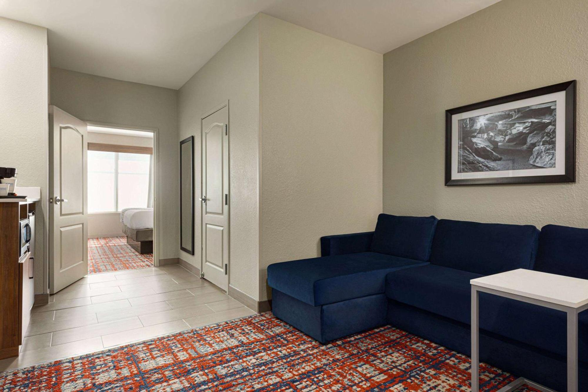 La Quinta By Wyndham Oxford - Anniston Hotel Екстериор снимка