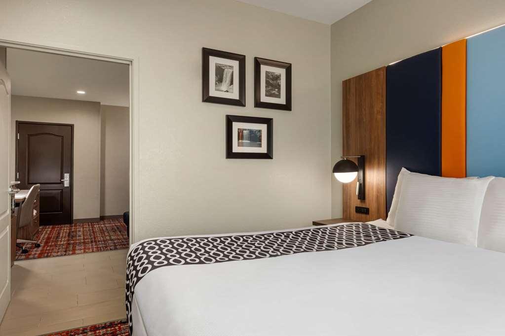 La Quinta By Wyndham Oxford - Anniston Hotel Стая снимка