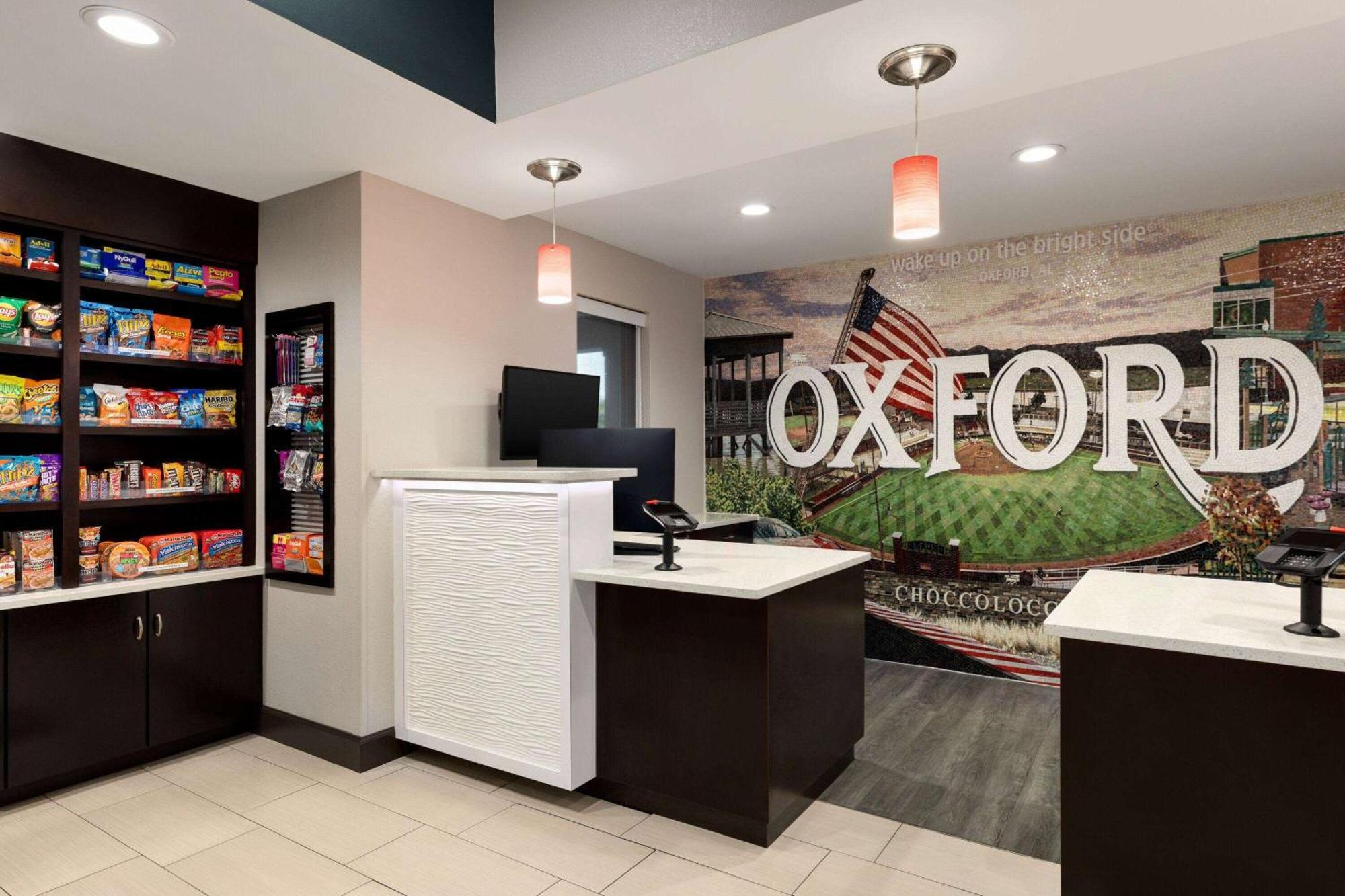 La Quinta By Wyndham Oxford - Anniston Hotel Екстериор снимка